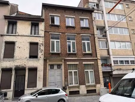 a saisir rapidement ! immeuble de rapport !