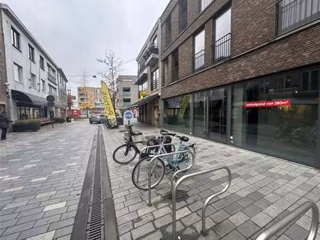 bien professionnel à louer à lommel € 3.950 (lhly8) - the real estate company | zimmo