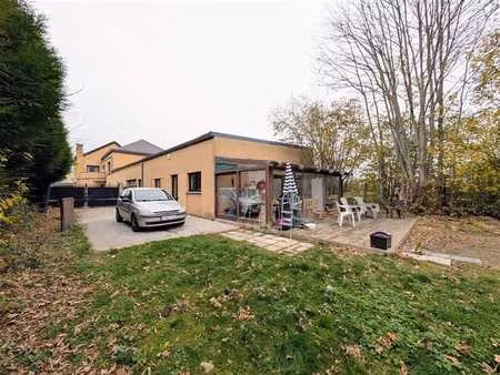 maison plain pied 2 chambres avec terrasse et jardin clôturé