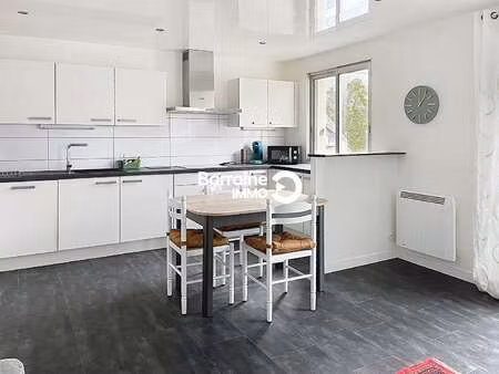 location appartement 3 pièces meublé à crozon (29160) : à louer 3 pièces meublé / 61m² cro