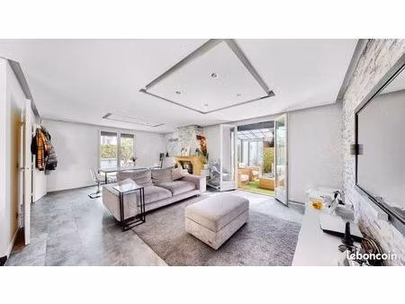 maison 5 pièces 128 m²