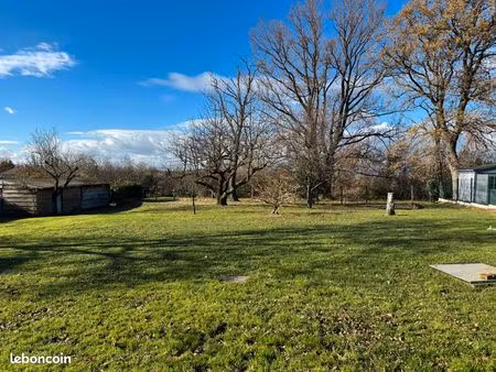 terrain 903 m² mions