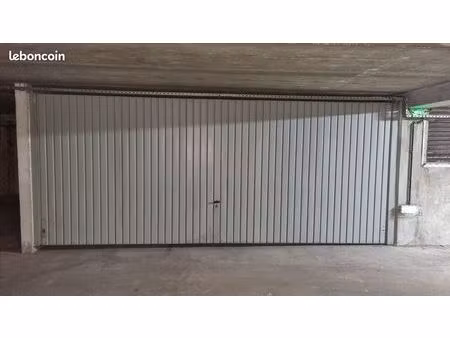 garage double en sous-sol