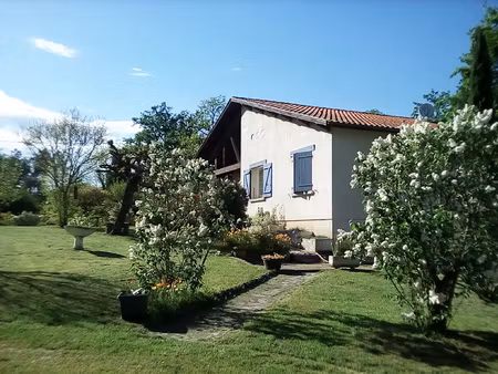 maison landaise sur un parc arboré de 6200m2 avec sa piscine