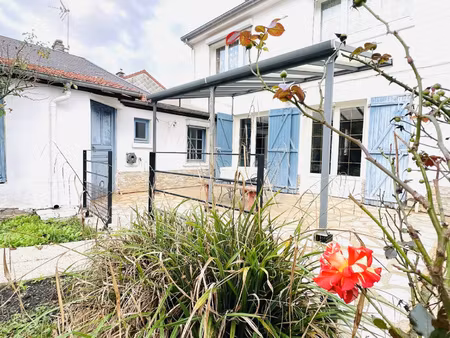 maison 3 chambres  garage et jardin