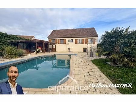 maison 146 m² - 3 chambres - bureau - piscine - demigny