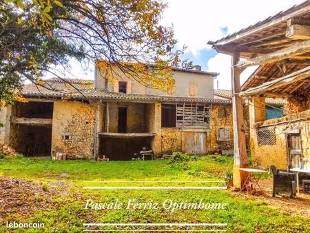 maison 6 pièces 197 m²