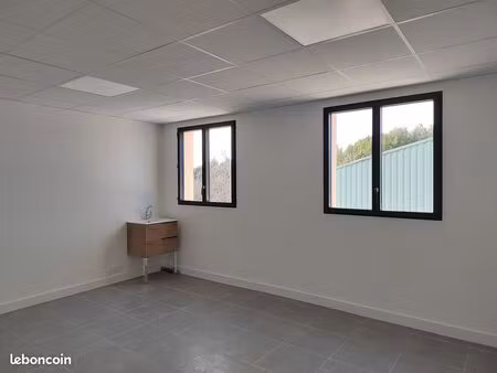 cabinet 19m2 à louer