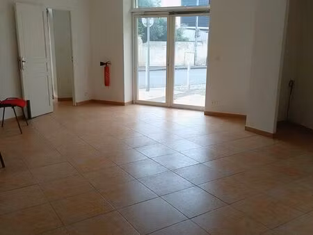 vend local commercial 155 000