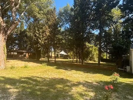 parcelle ombragées dans le sud de la france à prix exceptionnel dans camping 3 etoiles