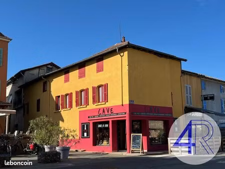 local commercial 126 m² fleurie