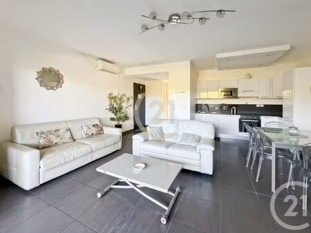 appartement t2 à louer - 2 pièces - 52 64 m2 - st florent - 202 - corse