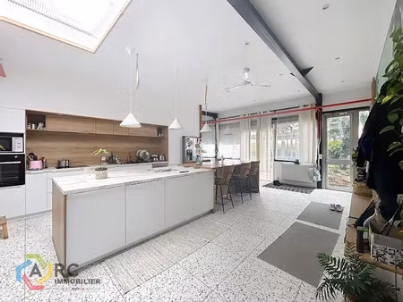 vente appartement 6 pièces 354 m² à saint-cyr-en-val (45590)  1 248 000 €