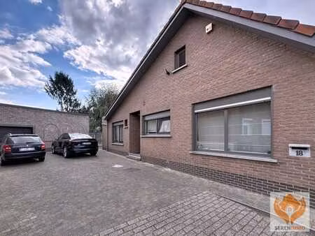 magnifique maison 3 chambres avec grand jardin