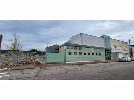 vente commerce 1000 m² limoges (87000)
