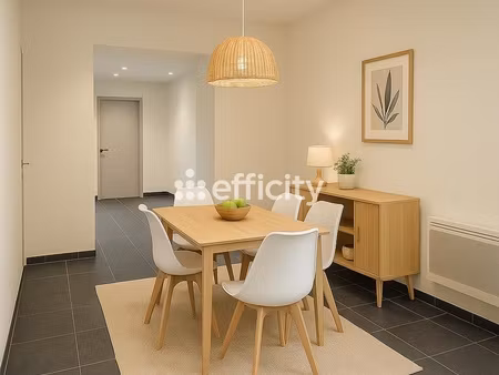 maison 3 pièces - 79 m²
