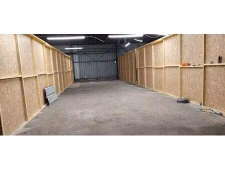 location garage box et parking à plumaugat (22250) : à louer / 130m² plumaugat