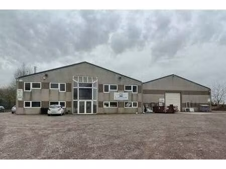 entrepôt à louer à gembloux