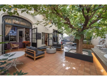 ensemble atypique de 176 m² carrez avec cour intérieure – maison  studio et atelier – 1300