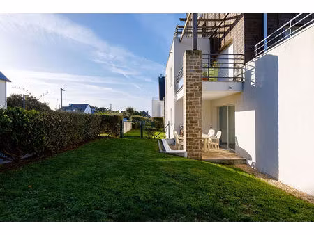 beau type 3 avec jardin dans une résidence récente face mer