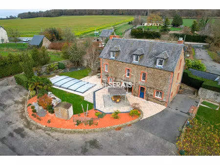 à vendre - maison de caractère avec piscine et dépendance à clécy  au coeur de la suisse n