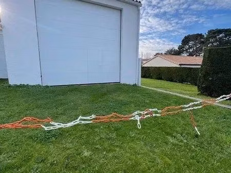 parking/box 211 m² les sables-d'olonne