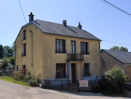 maison 4 chambres proche des lacs
