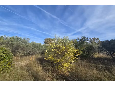 vente terrain 650 m² à draguignan (83300)  157 500 €
