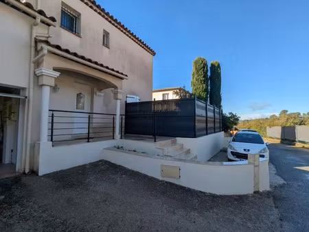 vente immeuble 6 pièces 141 m² à brignoles (83170)  330 000 €