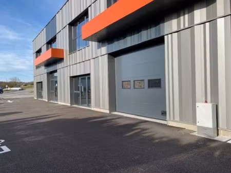 vente locaux professionnels 127 m² à sillingy (74330)  369 460 €