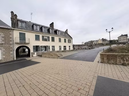 vente immeuble 36 pièces 573 m² à lassay-les-châteaux (53110)  356 000 €
