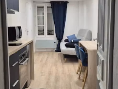 location meublée appartement 1 pièce 17 m² à saclas (91690)  680 €