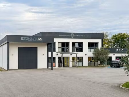 bureaux – 558 m² – pamiers (ariège – occitanie)