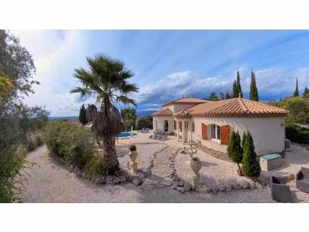 villa méditerranéenne exclusive (100 m²) avec vue panoramique