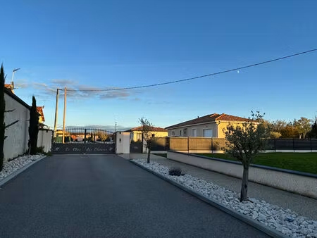 terrain à construire dans ensemble résidentiel privé sécurisé - feillens 808 m2 _ lot n°8