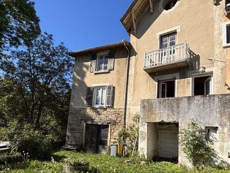 exclusivite - maison de village