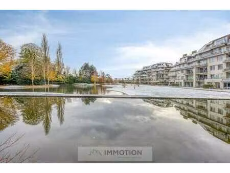 exclusief appartement met 2 slaapkamers en garage