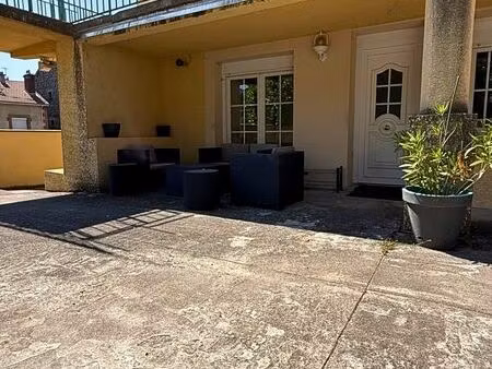 maison 6 pièces 2 115 m²