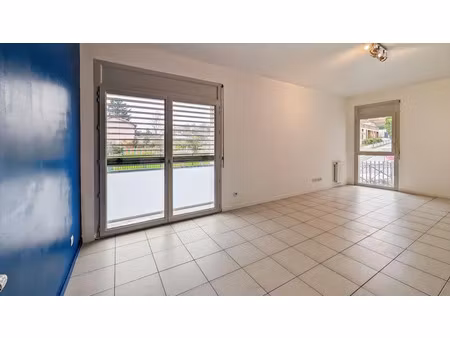 location appartement 2 pièces 57.67 m² à venissieux (69200)  810 €