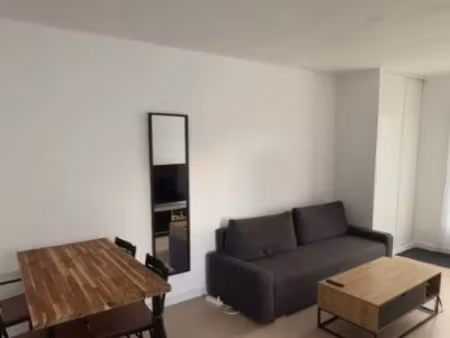 location appartement 3 pièces à cénac (33360)  920 €