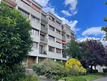 location appartement 4 pièces 71.34 m² à neuilly-sur-marne (93330)  1 200 €