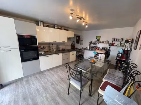 vente maison à ciré-d'aunis (17290) : à vendre / 180m² ciré-d'aunis
