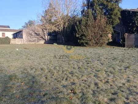 vente terrain à courlay (79440) : à vendre / 487m² courlay
