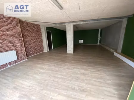 location locaux professionnels 2 pièces 97 m² à feuquieres (60960)  652 €