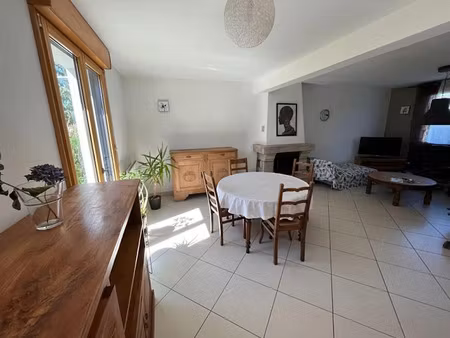 location meublée maison 5 pièces 133 m² à saint-renan (29290)  1 100 €