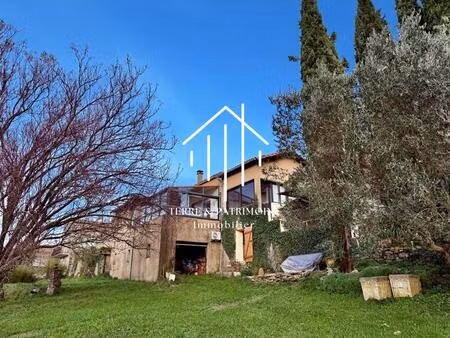 maison de village avec terrain à tauriers