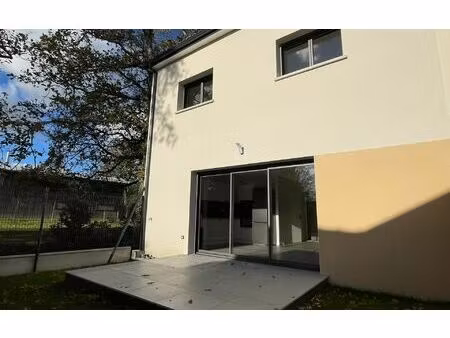 location maison  72.56 m² t-3 à pornichet  1 300 €