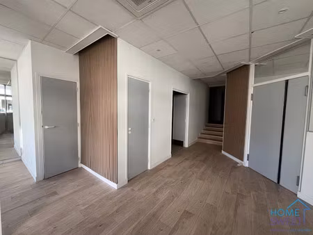 location locaux professionnels 0 pièces 197 m² à orleans (45000)  2 300 €