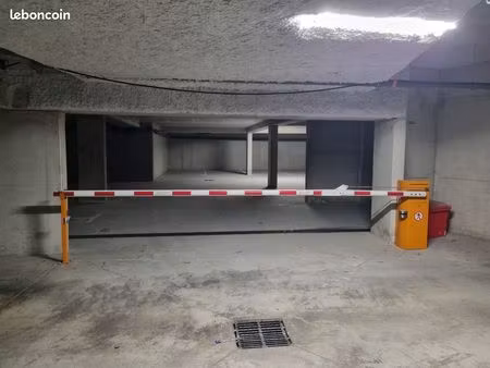 les angles – 20 places en sous-sol sécurisées