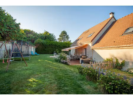 grande maison familiale- 5 chambres et jardin !